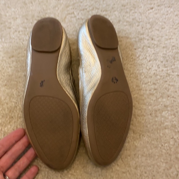 Tori Burch gold flats - Picture 2 of 5